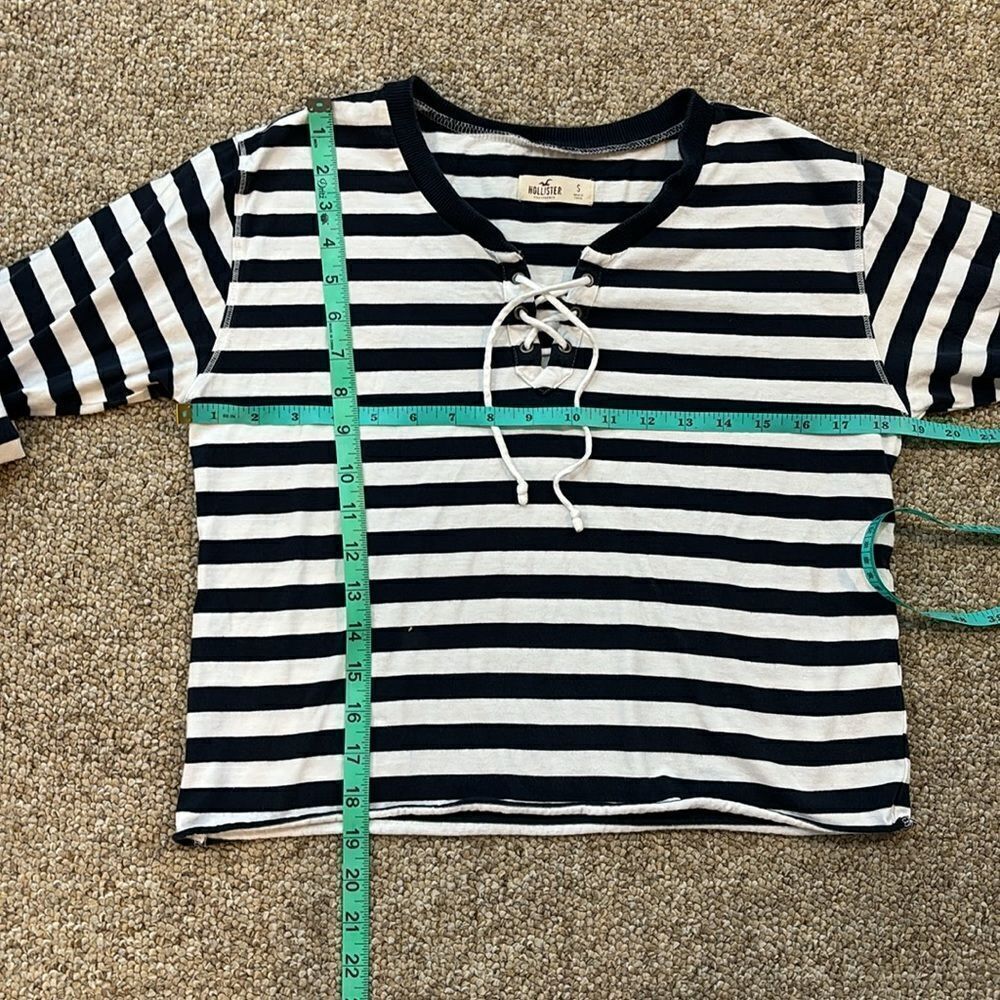 HOLLISTER Crop Top - Picture 4 of 5
